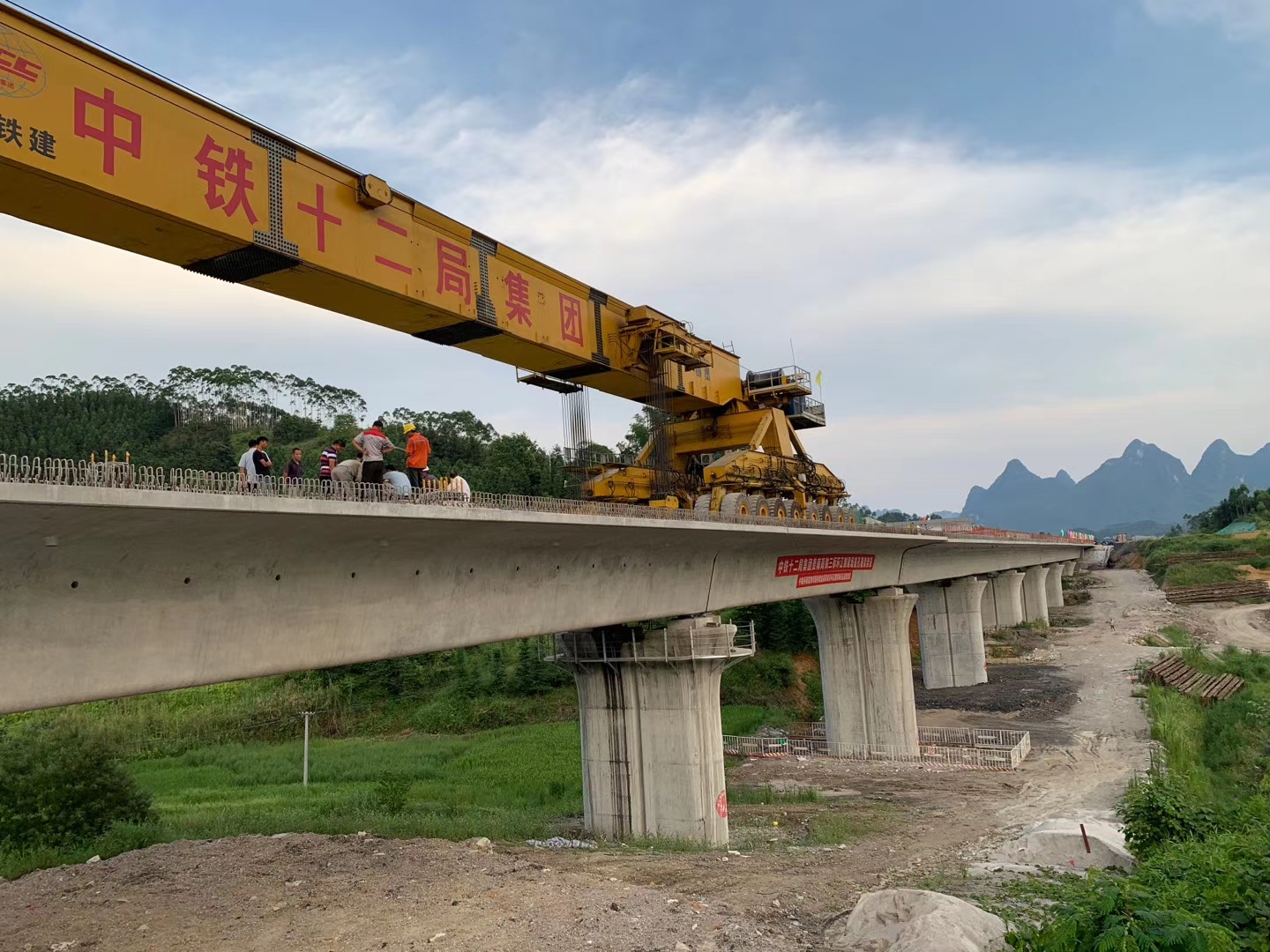 鹤庆预应力加固在公路桥梁施工应用